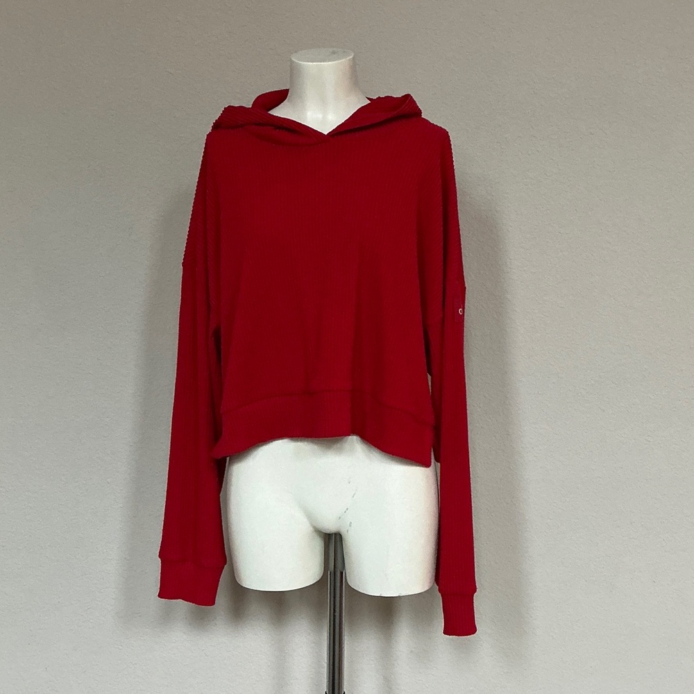 ALO YOGA Muse Rib Knit Hooded Sweatshirt In Scarlet Red - Picture 3 of 11